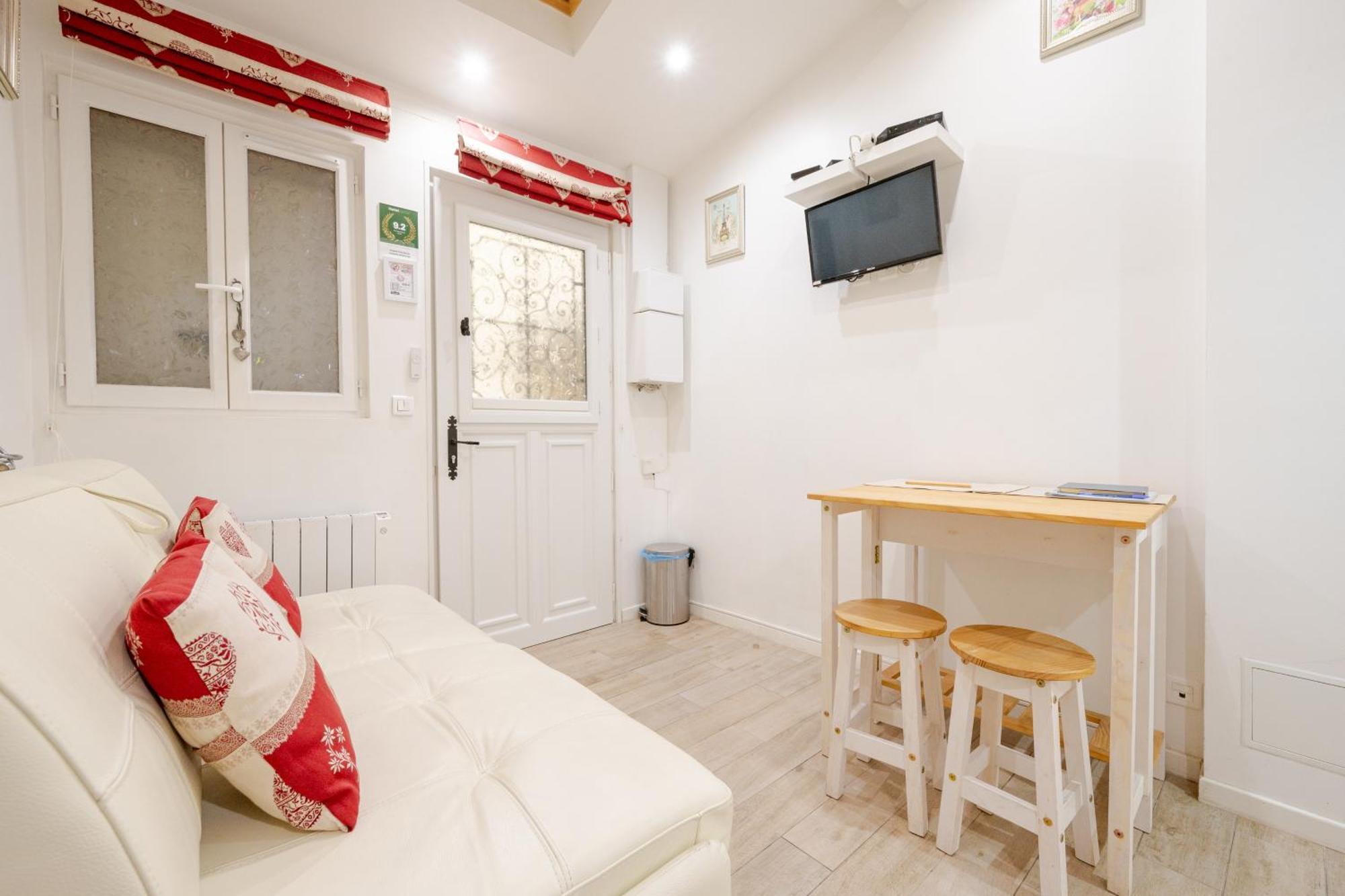 Superb Tiny House In Heart Of Paris 1St! Apartment Luaran gambar
